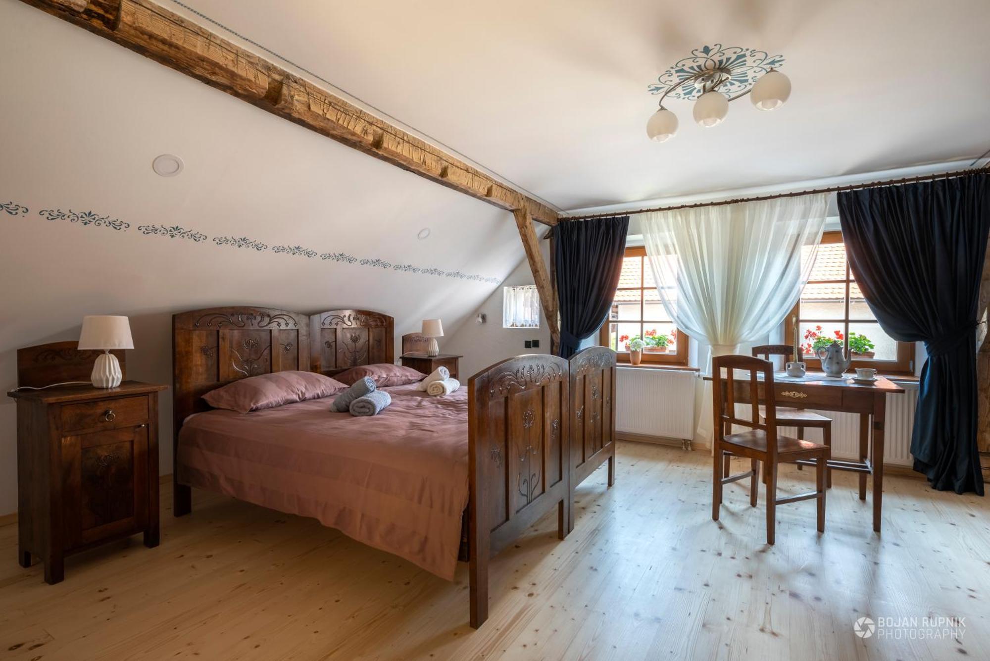 Notranjska Hisa - Traditional Country House, Close To The World Attraction Cerknica Lake Begunje pri Cerknici المظهر الخارجي الصورة