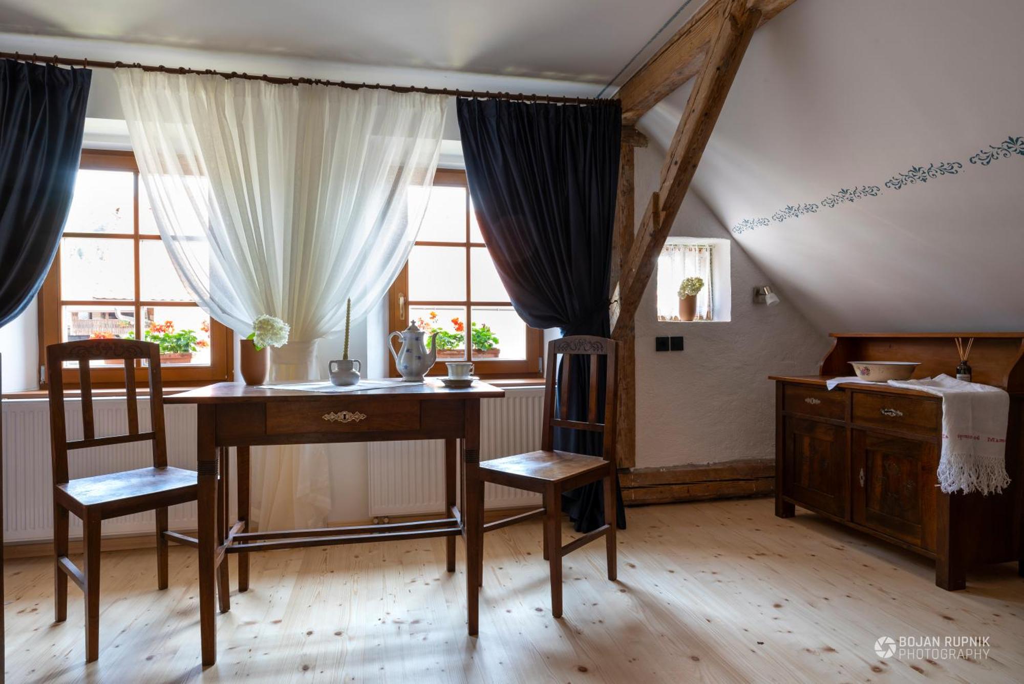 Notranjska Hisa - Traditional Country House, Close To The World Attraction Cerknica Lake Begunje pri Cerknici المظهر الخارجي الصورة
